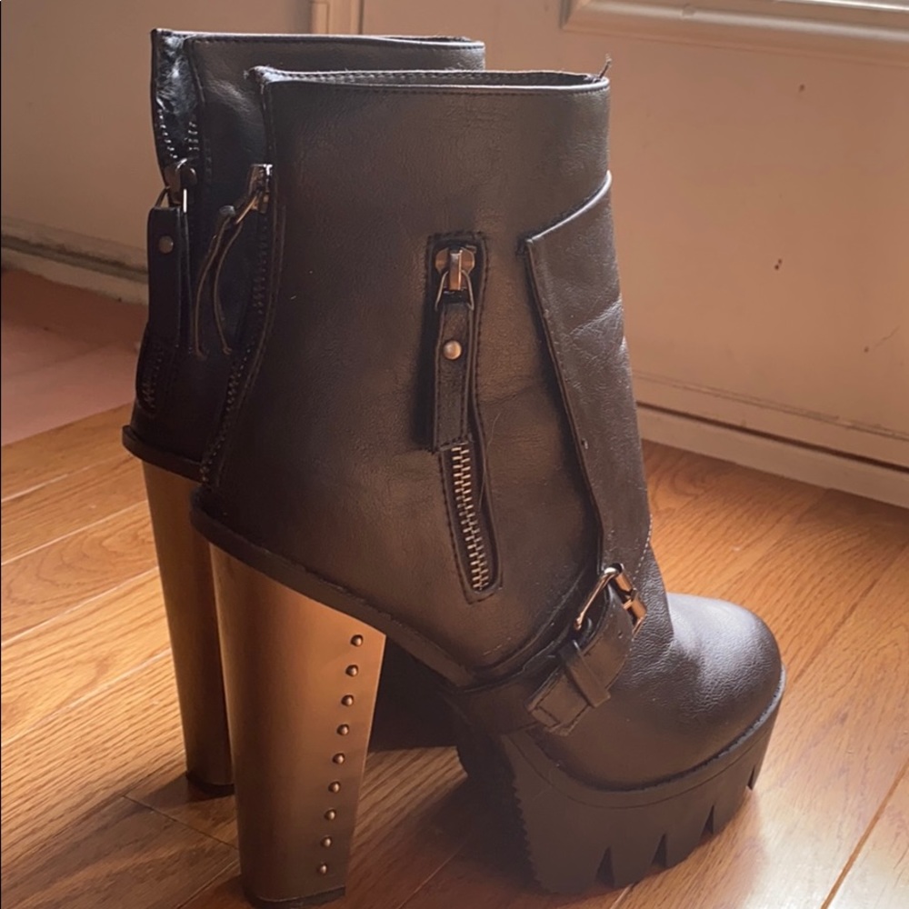 Platform biker Boots
